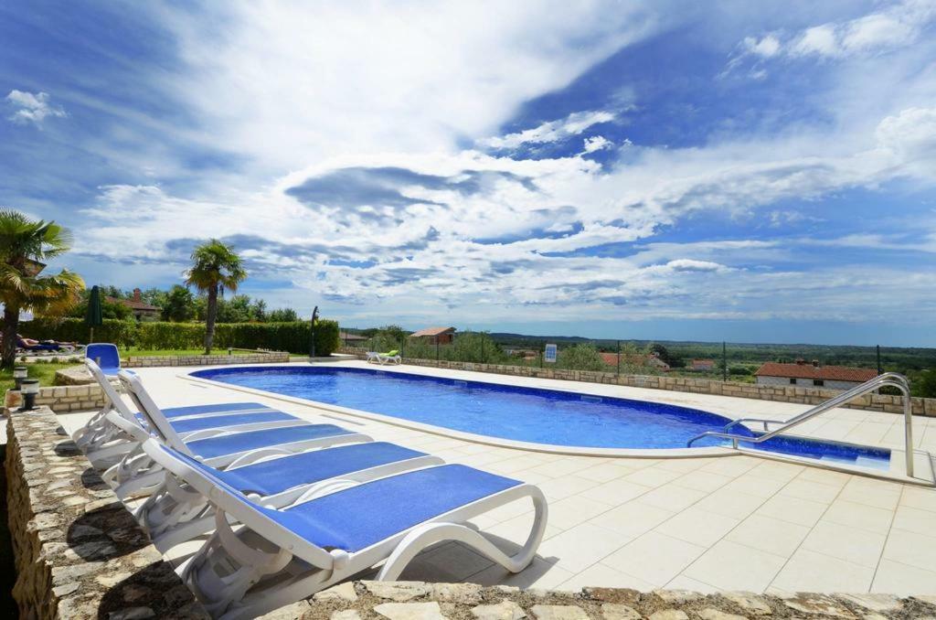 Holiday Home Marina Каштелир Екстер'єр фото