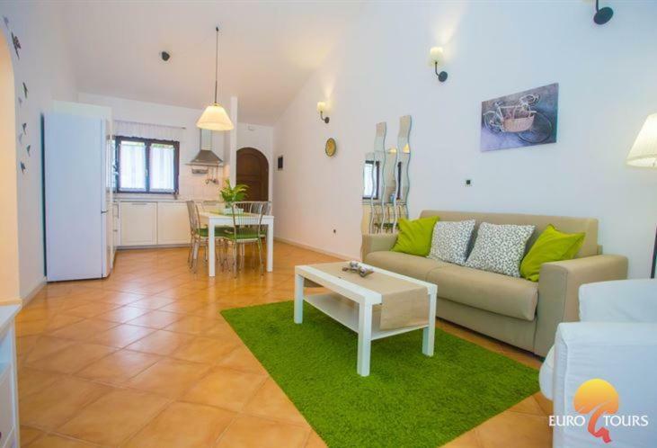 Holiday Home Marina Каштелир Екстер'єр фото